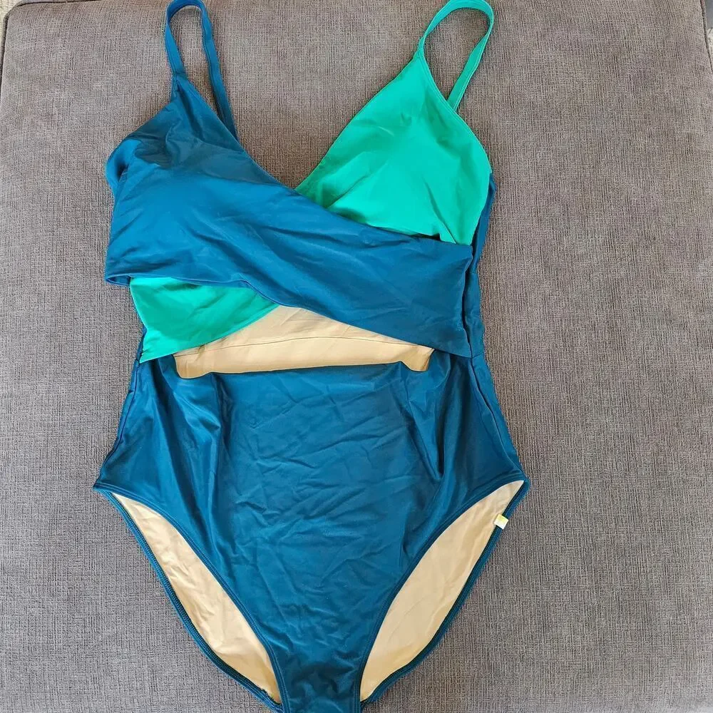 NWT Summersalt Women's Sea Breeze Cutout One Piece Swimsuit Size 22
